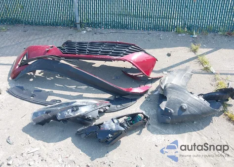 2021 Hyundai Elantra Sel z USA, uszkodzony, nr VIN KMHLM4AG5MU128166